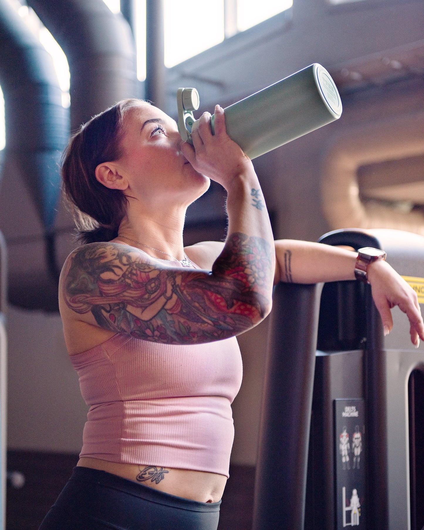 bohtal-insulated-sports-bottle-green-g4 Bohtal_Insulated_Sports_Bottle_Green_lifestyle.jpg