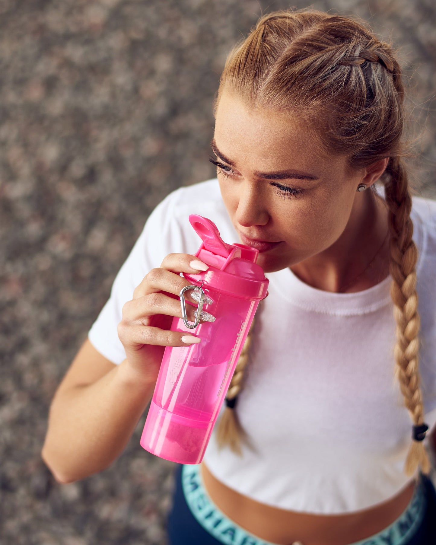 slim-pink-g0 Smartshake_Slim_pink_lifestyle.jpg