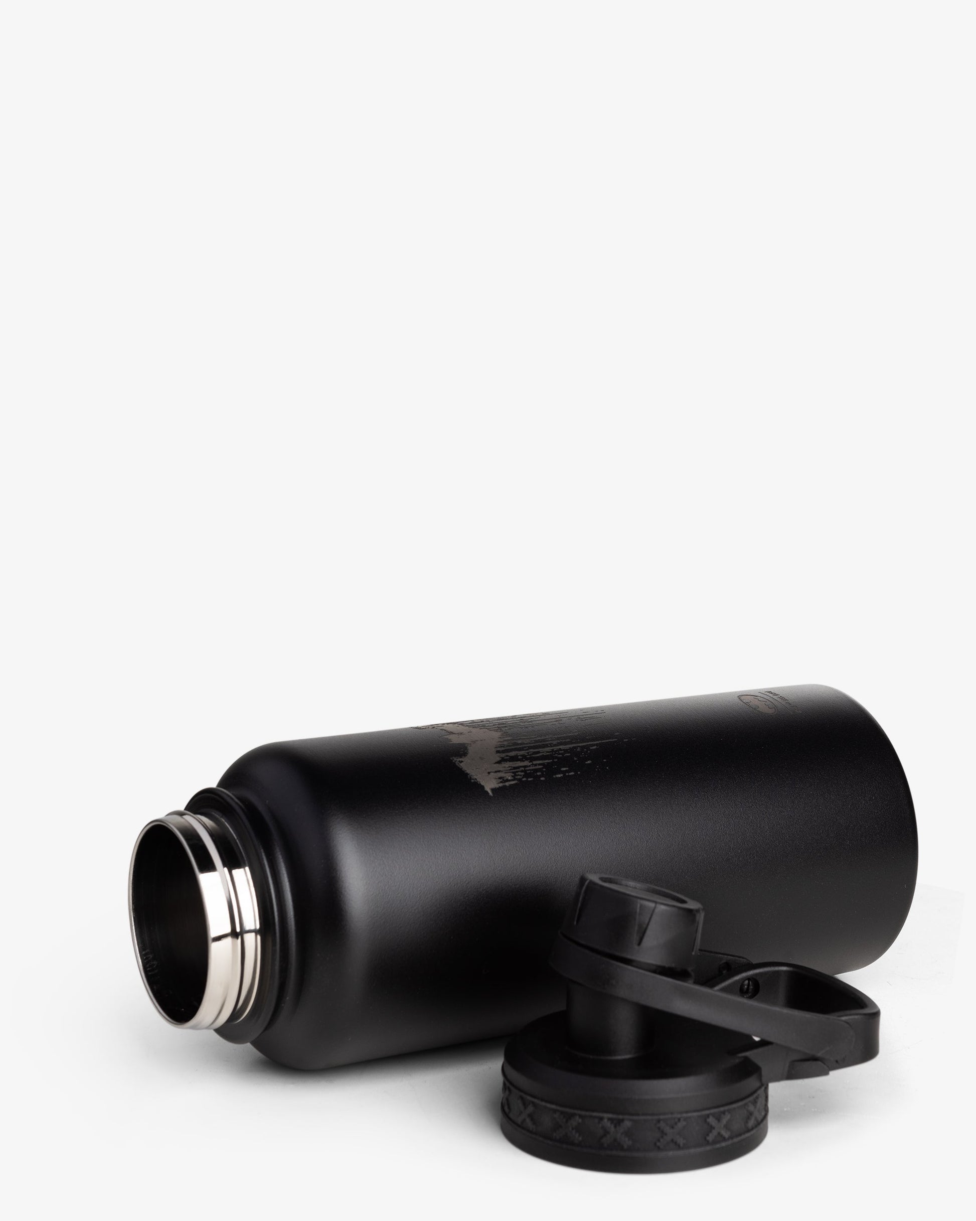bohtal-insulated-sports-bottle-batman-dripping-logo-s1 Bohtal_Insulated_Sports_Bottle_Batman_Dripping_Logo_unassambled.jpg