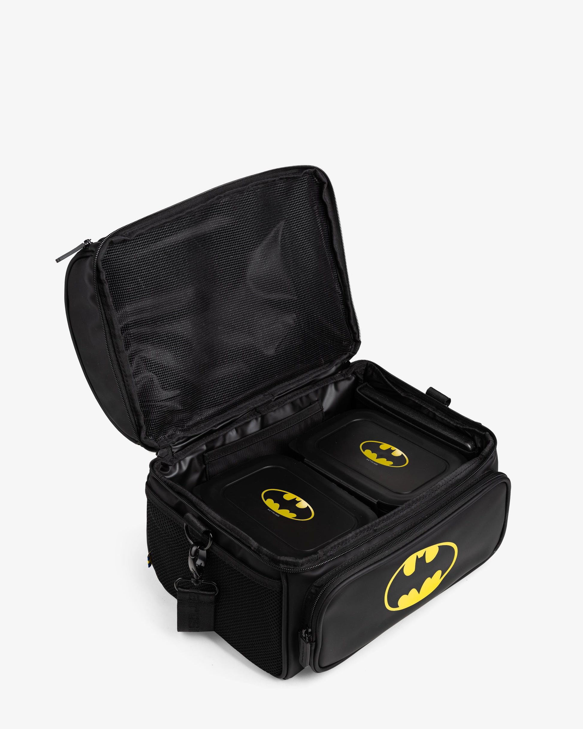 meal-prep-bag-batman-with-4-food-containers-and-2-ice-packs-v1 Smartshake_Meal_Prep_Bag_Batman_open.jpg