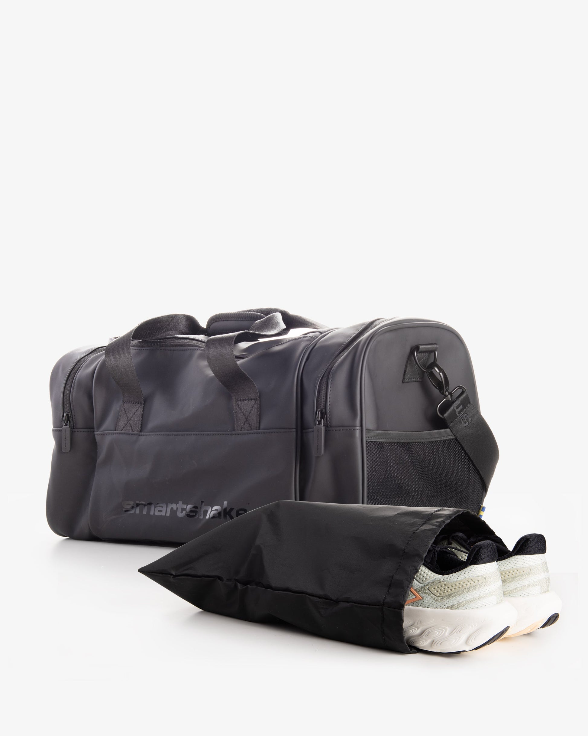 gym-bag-black-l3 Smartshake_gym_bag_Black_unassamled_24a00c8d-f290-45f6-bb42-151f345784ff.jpg